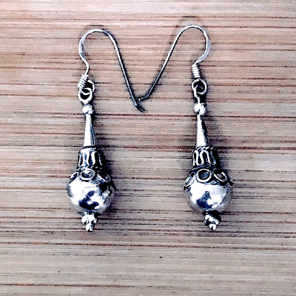 $44 Dangle Estate Earrings  Sterling Silver  7 Grams  Marked 925